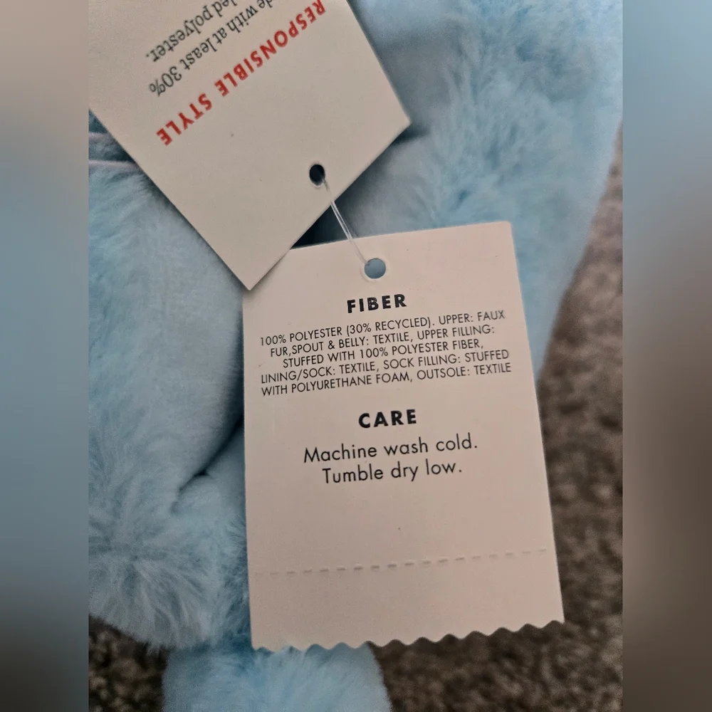 Blue Whale Slippers Kids, Size Small 13-1, New With Tags Cat & Jack Brand